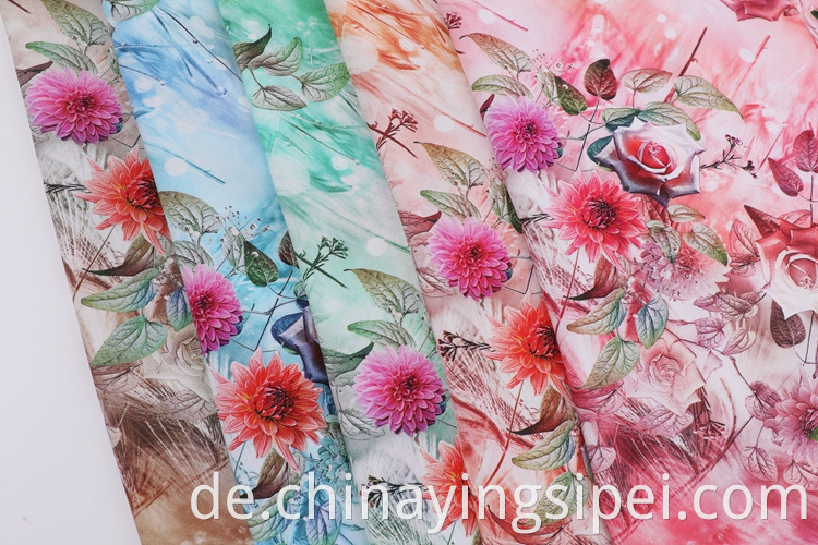 Keqiao Hersteller Soft Fabric 100% Rayon Custom Rayon Printing Fabric Digital für Kleid